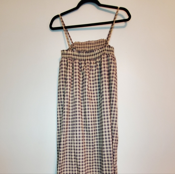 WeWoreWhat Beige and Black Gingham Midi Dress - Picture 2 of 5